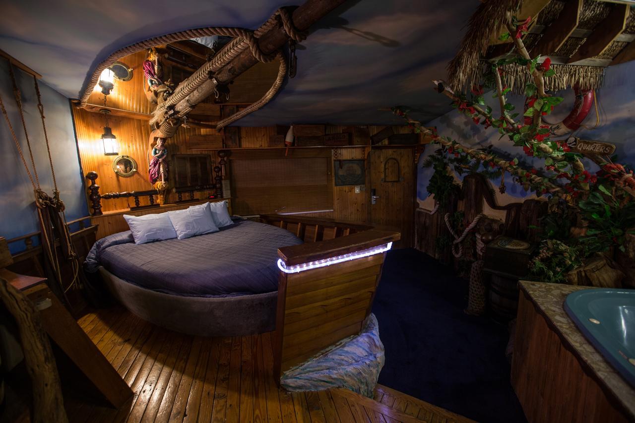 Feather Nest Inn (Adults Only) Cherry Hills Village Εξωτερικό φωτογραφία